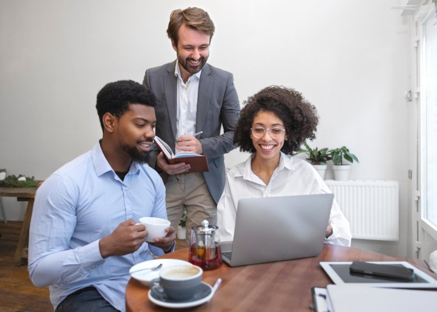 Analiză financiară profesională și evaluare de companii