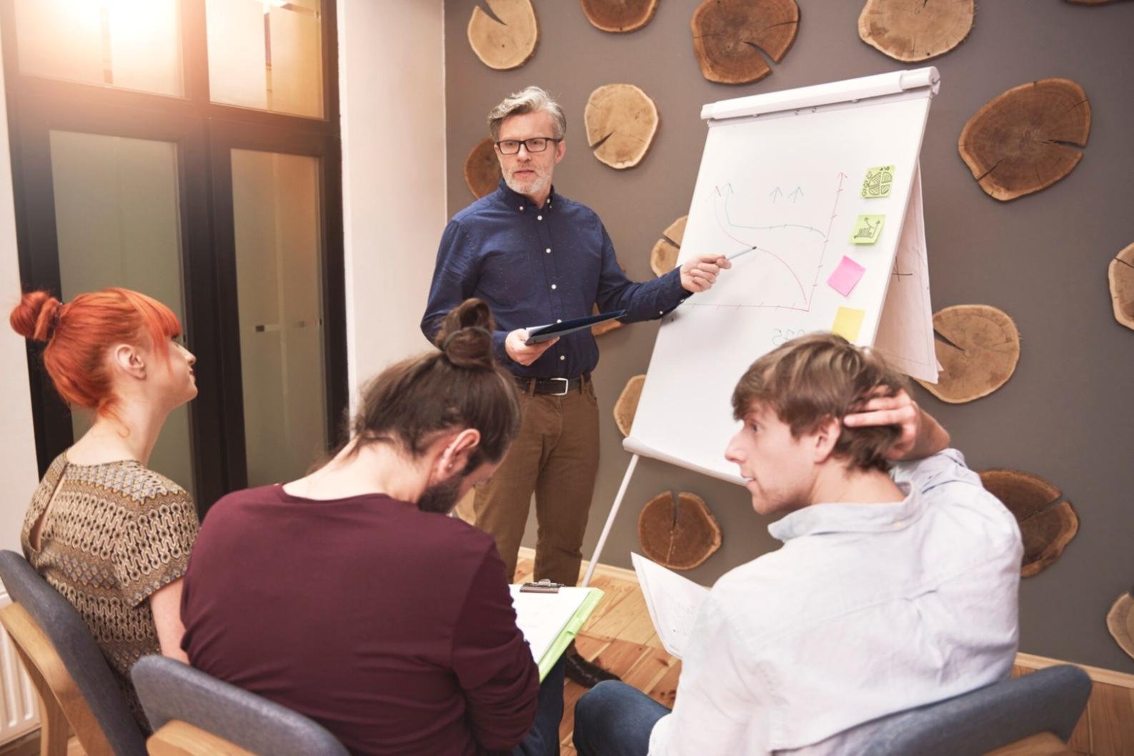 Sesiune practică de analiză fundamentală cu date financiare reale